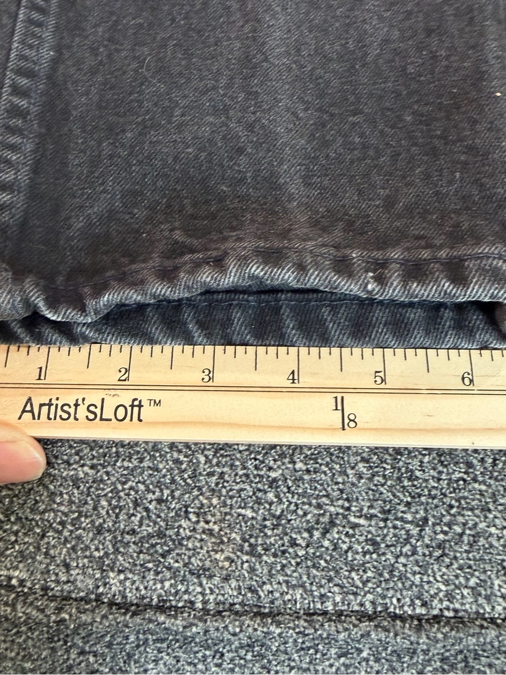 Levi's 550 Charcoal Black Back-Pocket Jeans with Red Tab - Picture 9 of 10